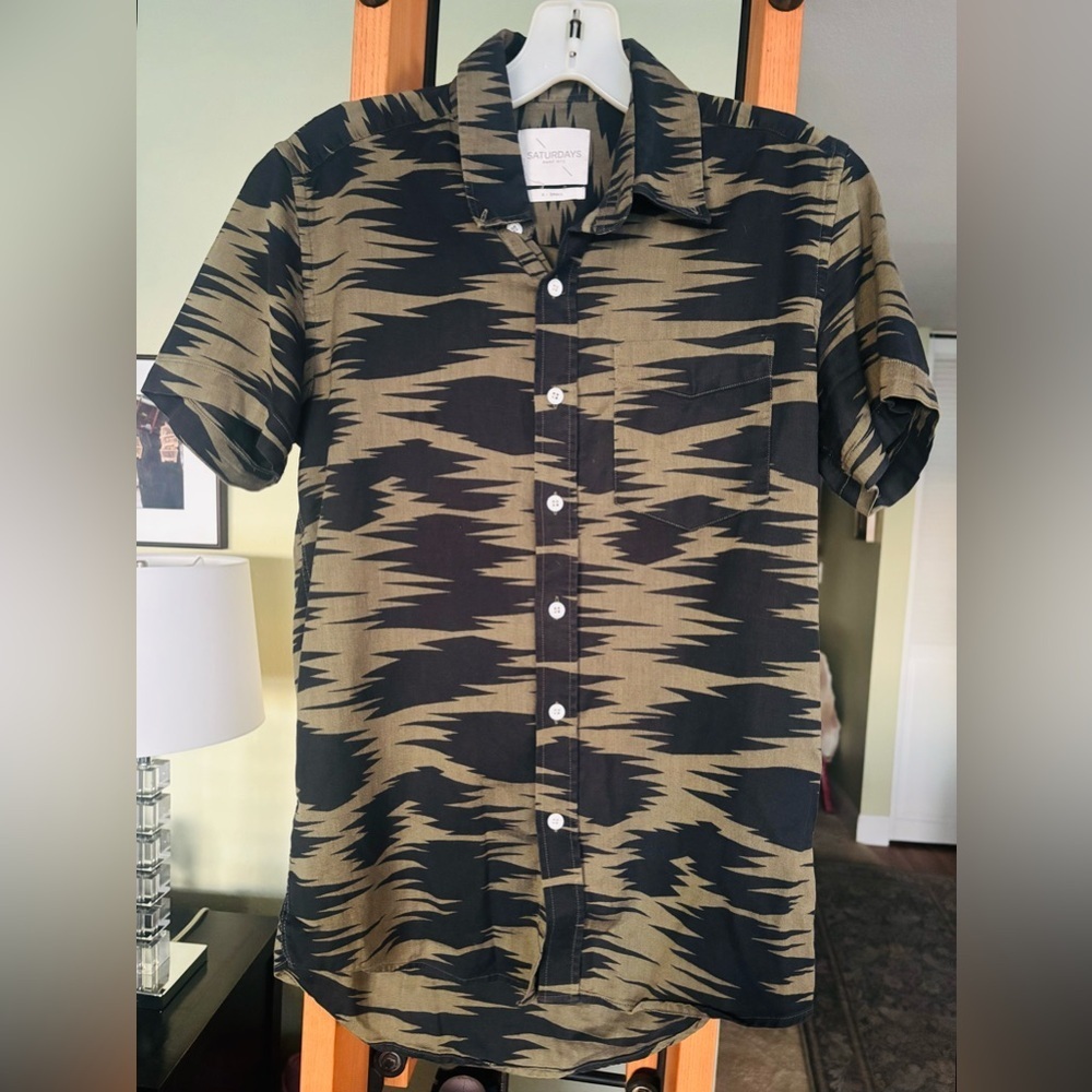 SATURDAY'S SURF NYC ESQUINA SAFARI SHORT SLEEVE SHIRT Size Small